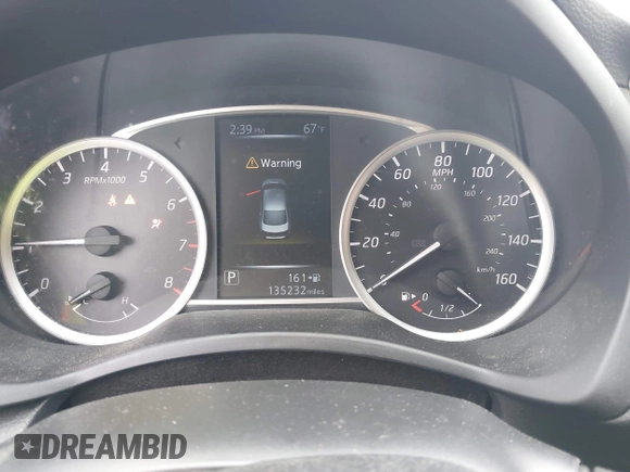 2017 Nissan Sentra SR with VIN 3N1AB7AP7HY376962, listed as a IAAI auction lot 42118874 with 135,232 mi miles and . Bid and sale history available at DreamBid. Image 7.