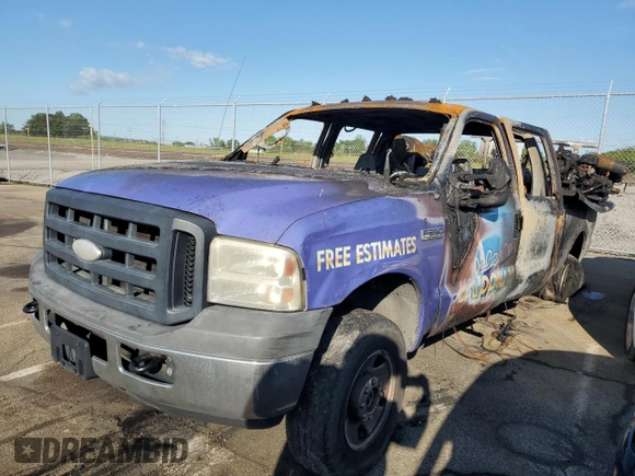 2006 Ford F-250 XL z VIN 1FTSW21516EB67766, wystawiony jako Copart lot #58045895 z przebiegiem Nie podano mil oraz Szkoda całkowita • Salvage title. Historia ofert i sprzedaży dostępna na DreamBid. Obrazek 1.
