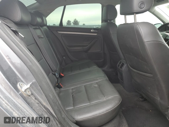 2006 Volkswagen Jetta 1.9L TDI с VIN 3VWST71K36M668225, выставлен на аукционе Copart как лот 49515445 с пробегом 158 564 миль миль и Списание • Salvage title. История ставок и продаж доступна на DreamBid. Изображение 10.