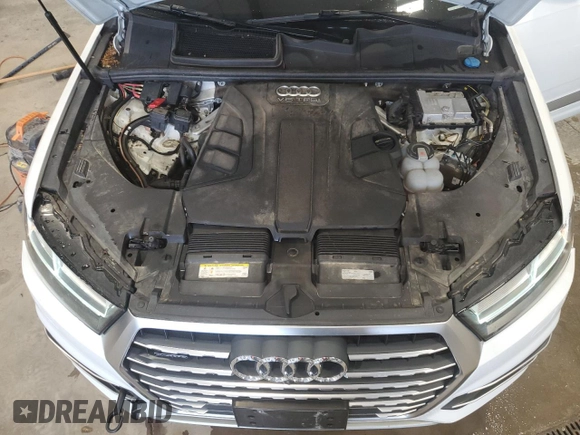 2019 Audi Q7 Premium Plus with VIN WA1LAAF77KD006744, listed as a Copart auction lot 57523385 with 118,543 mi miles and Salvage title. Bid and sale history available at DreamBid. Image 12.