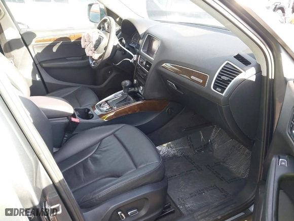 2013 Audi Q5 Premium Plus with VIN WA1LFAFP3DA076490, listed as a IAAI auction lot 41425099 with 112,334 mi miles. Bid and sale history available at carsss.com. Image 5.