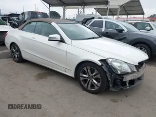 2011 Mercedes-Benz E 350 with VIN WDDKK5GFXBF075580, listed as a IAAI auction lot 42288852 with 162,862 mi miles and . Bid and sale history available at DreamBid. Image 1.