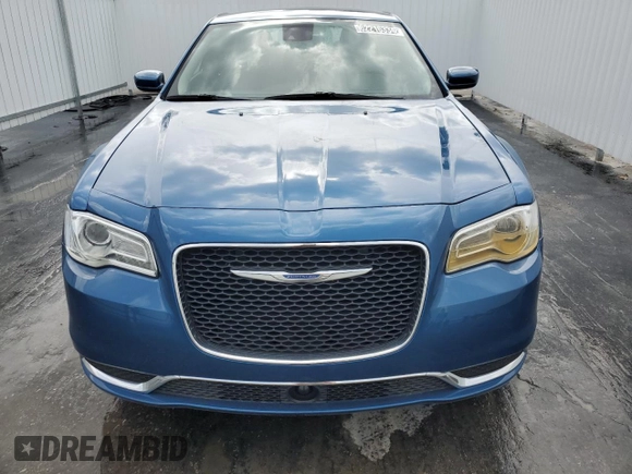 2023 Chrysler 300 Touring with VIN 2C3CCAAG7PH684089, listed as a Copart auction lot 62216334 with 1,803 mi miles and Salvage Title. Bid and sale history available at DreamBid. Image 5.