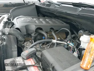 2020 Toyota Tundra SR5 с VIN 5TFDY5F14LX919955, выставлен на аукционе IAAI как лот 42760590 с пробегом 84 583 миль миль и . История ставок и продаж доступна на DreamBid. Изображение 19.