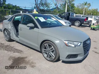 2020 Audi A3 Premium z VIN WAUAUGFFXLA002962, wystawiony jako IAAI lot #42138035 z przebiegiem 22 456 mil mil oraz . Historia ofert i sprzedaży dostępna na DreamBid. Obrazek 1.