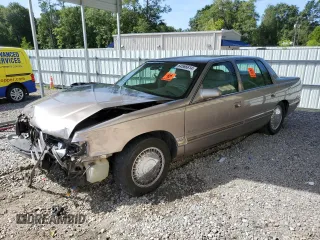 1999 Cadillac DeVille DHS z VIN 1G6KE54Y3XU708112, wystawiony jako Copart lot #64566614 z przebiegiem Nie podano mil oraz Szkoda całkowita • Salvage title. Historia ofert i sprzedaży dostępna na DreamBid. Obrazek 1.