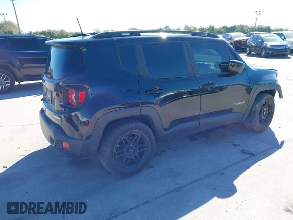 2018 Jeep Renegade Latitude z VIN ZACCJABB0JPH84416, wystawiony jako IAAI lot #41589445 z przebiegiem 101 001 mil mil oraz . Historia ofert i sprzedaży dostępna na DreamBid. Obrazek 4.