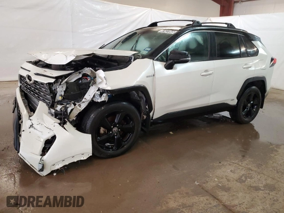 2021 Toyota RAV4 Hybrid XSE with VIN 2T3E6RFV5MW017938, listed as a Copart auction lot 47437045 with 39,149 mi miles and Clean title. Bid and sale history available at DreamBid. Image 1.