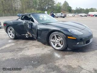 2008 Chevrolet Corvette with VIN 1G1YY36W485125146, listed as a IAAI auction lot 41863728 with 28,547 mi miles. Bid and sale history available at carsss.com. Image 1.
