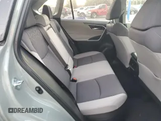 2021 Toyota RAV4 Hybrid XLE with VIN JTMRWRFV5MD136071, listed as a Copart auction lot 76898674 with 33,973 mi miles and Salvage Title. Bid and sale history available at carsss.com. Image 11.