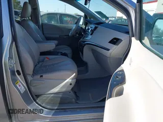 2013 Toyota Sienna LE AAS with VIN 5TDKK3DC6DS371126, listed as a IAAI auction lot 42006353 with 141,425 mi miles. Bid and sale history available at carsss.com. Image 5.