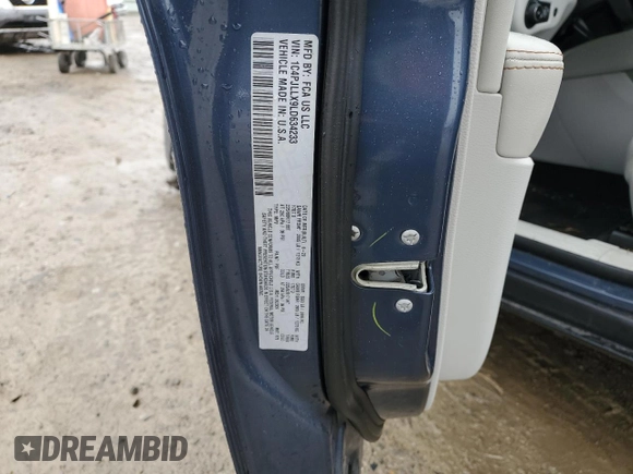 2020 Jeep Cherokee Lux with VIN 1C4PJLLX9LD634233, listed as a Copart auction lot 45113835 with 81,580 mi miles and Salvage title. Bid and sale history available at DreamBid. Image 14.
