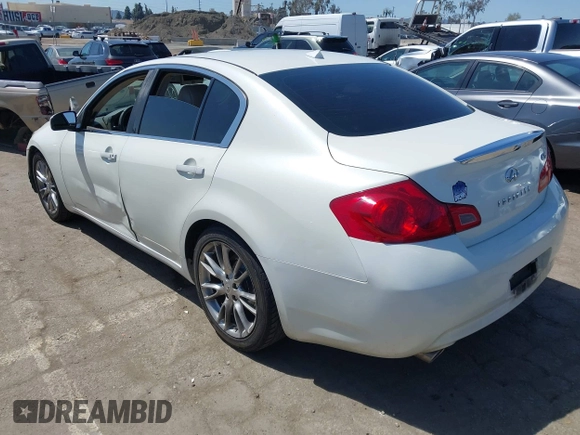 2008 Infiniti G35 Sedan Journey with VIN JNKBV61E58M202410, listed as a IAAI auction lot 41958165 with 247,165 mi miles. Bid and sale history available at carsss.com. Image 3.