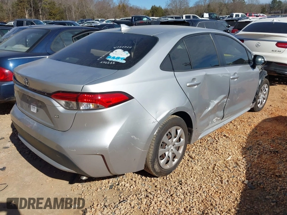 2021 Toyota Corolla LE with VIN JTDEPMAE3MJ138862, listed as a IAAI auction lot 41450043 with 79,297 mi miles. Bid and sale history available at carsss.com. Image 4.