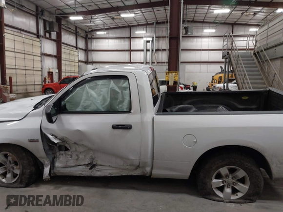 2017 Ram 1500 Express with VIN 3C6JR6AT4HG541878, listed as a IAAI auction lot 41118618 with 110,565 mi miles and . Bid and sale history available at DreamBid. Image 14.