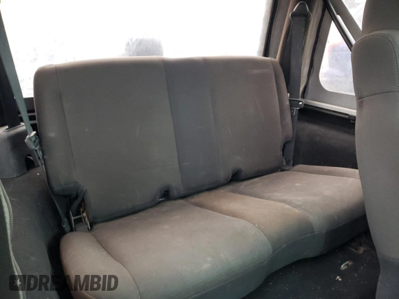 2006 Jeep Wrangler SE with VIN 1J4FA29176P755459, listed as a Copart auction lot 43160845 with 204,867 mi miles and Salvage Title. Bid and sale history available at carsss.com. Image 11.