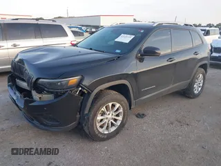 2021 Jeep Cherokee Latitude z VIN 1C4PJMCB7MD154249, wystawiony jako IAAI lot #42439729 z przebiegiem 49 152 mil mil oraz . Historia ofert i sprzedaży dostępna na DreamBid. Obrazek 17.