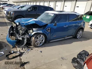2018 MINI Countryman Cooper S with VIN WMZYT5C39J3E60368, listed as a Copart auction lot 88422275 with 88,464 mi miles and Salvage Title. Bid and sale history available at carsss.com. Image 1.