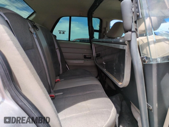 2010 Ford Police Interceptor с VIN 2FABP7BV8AX131093, выставлен на аукционе Copart как лот 61508565 с пробегом Не указан миль и Списание • Salvage title. История ставок и продаж доступна на DreamBid. Изображение 10.