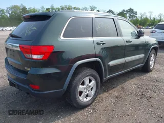 2011 Jeep Grand Cherokee Laredo with VIN 1J4RR4GG9BC643191, listed as a IAAI auction lot 42404547 with Not provided miles and . Bid and sale history available at DreamBid. Image 4.