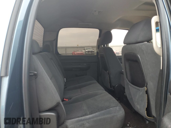 2008 Chevrolet Silverado 1500 1LT with VIN 3GCEC13J68G228440, listed as a Copart auction lot 43177565 with 209,085 mi miles and Salvage Title. Bid and sale history available at DreamBid. Image 10.