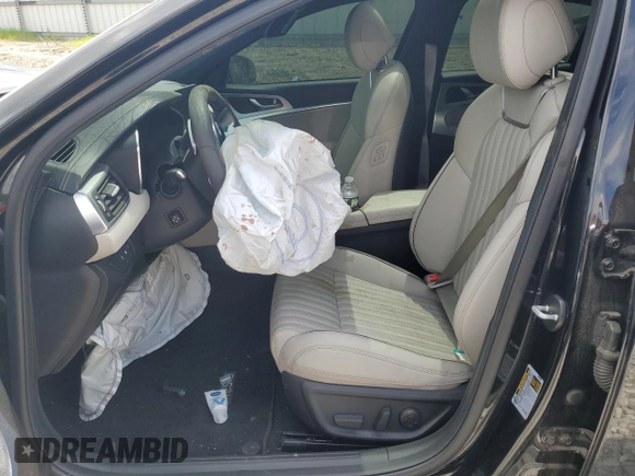 2023 Genesis G70 2.0T with VIN KMTG34TA2PU126768, listed as a Copart auction lot 56201094 with 11,556 mi miles and Salvage Title. Bid and sale history available at DreamBid. Image 7.