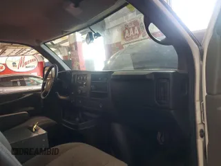 2014 Chevrolet Express Cargo с VIN 1GCSGAFX1E1201261, выставлен на аукционе IAAI как лот 42631263 с пробегом 88 356 миль миль и . История ставок и продаж доступна на DreamBid. Изображение 5.