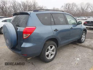 2007 Toyota RAV4 with VIN JTMBK33V875039590, listed as a IAAI auction lot 41545792 with 233,889 mi miles. Bid and sale history available at carsss.com. Image 4.