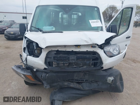 2019 Ford Transit with VIN 1FTYR2CM3KKA06742, listed as a IAAI auction lot 42062863 with 96,461 mi miles. Bid and sale history available at carsss.com. Image 6.