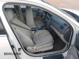 2012 Ford Fusion SE z VIN 3FAHP0HG3CR445925, wystawiony jako IAAI lot #42664342 z przebiegiem 194 798 mil mil oraz . Historia ofert i sprzedaży dostępna na DreamBid. Obrazek 5.