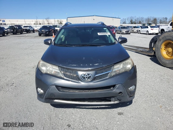 2013 Toyota RAV4 XLE with VIN JTMWFREV7DD017880, listed as a Copart auction lot 49409545 with 229,231 mi miles and Salvage Title. Bid and sale history available at carsss.com. Image 5.