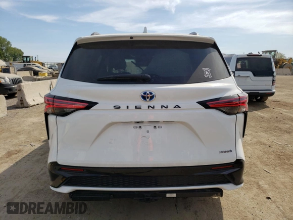 2022 Toyota Sienna XSE z VIN 5TDDSKFC4NS053796, wystawiony jako Copart lot #71183874 z przebiegiem 40 564 mil mil oraz Nie do naprawy • Non repairable. Historia ofert i sprzedaży dostępna na DreamBid. Obrazek 5.