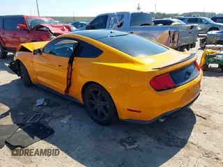 2019 Ford Mustang EcoBoost with VIN 1FA6P8TH5K5152941, listed as a IAAI auction lot 41621158 with 111,037 mi miles and . Bid and sale history available at carsss.com. Image 3.