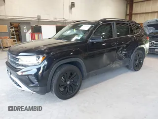 2022 Volkswagen Atlas SE z VIN 1V2KP2CA5NC509929, wystawiony jako IAAI lot #42231410 z przebiegiem 84 678 mil mil oraz . Historia ofert i sprzedaży dostępna na DreamBid. Obrazek 2.