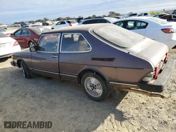 1983 Saab 900 z VIN YS3AS33S4D2012751, wystawiony jako Copart lot #78458984 z przebiegiem 219 035 mil mil oraz Czysty tytuł • Clean title. Historia ofert i sprzedaży dostępna na DreamBid. Obrazek 2.