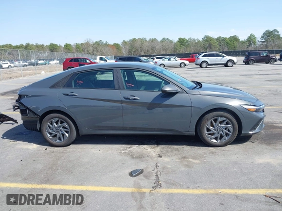 2024 Hyundai Elantra SEL with VIN KMHLM4DGXRU740964, listed as a IAAI auction lot 41698555 with 9,467 mi miles. Bid and sale history available at carsss.com. Image 14.