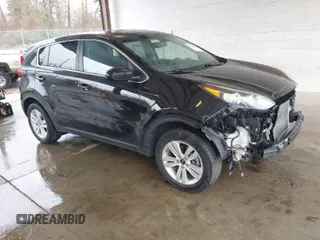 2017 Kia Sportage LX with VIN KNDPMCAC6H7084387, listed as a IAAI auction lot 41860593 with 67,372 mi miles and . Bid and sale history available at carsss.com. Image 1.