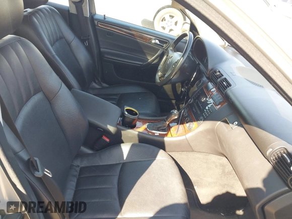 2005 Mercedes-Benz C 240 с VIN WDBRF81J65F662003, выставлен на аукционе IAAI как лот 41678426 с пробегом 109 632 миль миль и . История ставок и продаж доступна на DreamBid. Изображение 5.