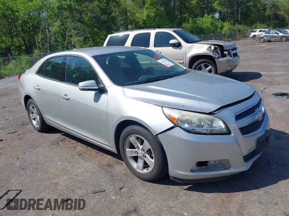 2013 Chevrolet Malibu LT with VIN 1G11C5SA2DF352362, listed as a IAAI auction lot 41955763 with 122,328 mi miles and . Bid and sale history available at DreamBid. Image 1.