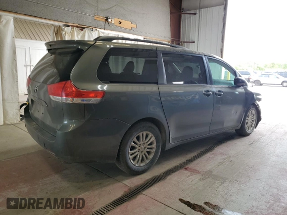 2012 Toyota Sienna XLE AAS с VIN 5TDYK3DCXCS202381, выставлен на аукционе Copart как лот 59002895 с пробегом 272 415 миль миль и Списание • Salvage title. История ставок и продаж доступна на DreamBid. Изображение 3.