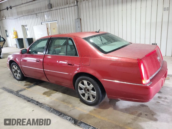 2007 Cadillac DTS Luxury I z VIN 1G6KD57Y97U160132, wystawiony jako Copart lot #60872185 z przebiegiem 135 440 mil mil oraz Szkoda całkowita • Salvage title. Historia ofert i sprzedaży dostępna na DreamBid. Obrazek 2.