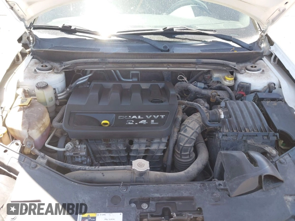 2014 Chrysler 200 LX with VIN 1C3CCBAB1EN210802, listed as a IAAI auction lot 42119888 with 154,808 mi miles and . Bid and sale history available at carsss.com. Image 10.