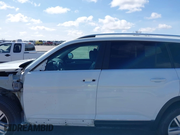 2019 Volkswagen Atlas SEL with VIN 1V2MR2CA2KC597854, listed as a IAAI auction lot 41924853 with 96,847 mi miles and . Bid and sale history available at DreamBid. Image 15.