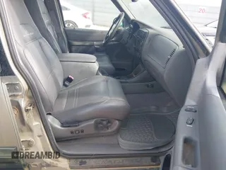 1999 Mercury Mountaineer with VIN 4M2ZU52E1XUJ26317, listed as a IAAI auction lot 42606083 with 126,554 mi miles and . Bid and sale history available at DreamBid. Image 5.
