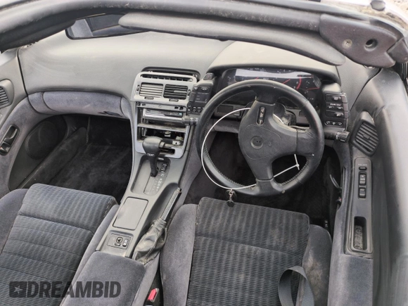 1993 Nissan 300ZX z VIN GCZ32546193, wystawiony jako Copart lot #54944495 z przebiegiem 140 834 mil mil oraz Szkoda całkowita • Salvage title. Historia ofert i sprzedaży dostępna na DreamBid. Obrazek 8.