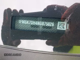 2022 Ford Explorer XLT z VIN 1FMSK7DH4NGB75826, wystawiony jako IAAI lot #42443067 z przebiegiem 85 806 mil mil oraz . Historia ofert i sprzedaży dostępna na DreamBid. Obrazek 9.
