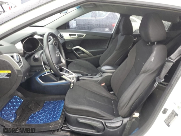 2016 Hyundai Veloster with VIN KMHTC6AD4GU260702, listed as a Copart auction lot 85373764 with 159,822 mi miles and Clean Title. Bid and sale history available at carsss.com. Image 7.