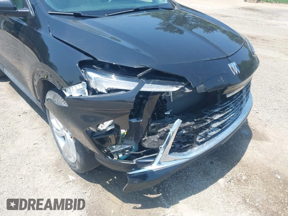 2024 Buick Encore GX Preferred z VIN KL4AMBSL3RB123105, wystawiony jako IAAI lot #42456840 z przebiegiem 28 090 mil mil oraz . Historia ofert i sprzedaży dostępna na DreamBid. Obrazek 6.