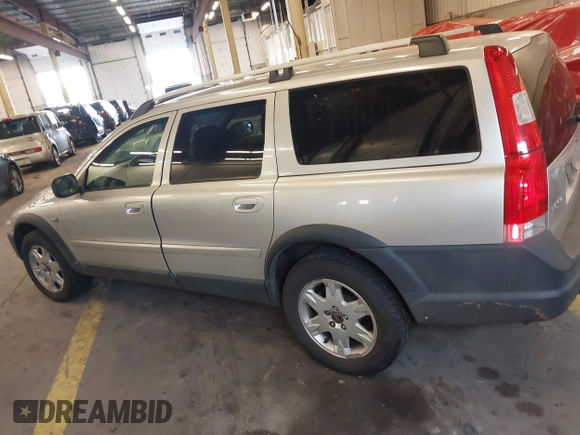 2005 Volvo XC70 with VIN YV1SZ592651196201, listed as a IAAI auction lot 41507550 with 244,252 mi miles and . Bid and sale history available at DreamBid. Image 3.