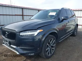 2016 Volvo XC90 T6 Momentum with VIN YV4A22PK0G1089068, listed as a IAAI auction lot 41819356 with 122,259 mi miles. Bid and sale history available at carsss.com. Image 17.